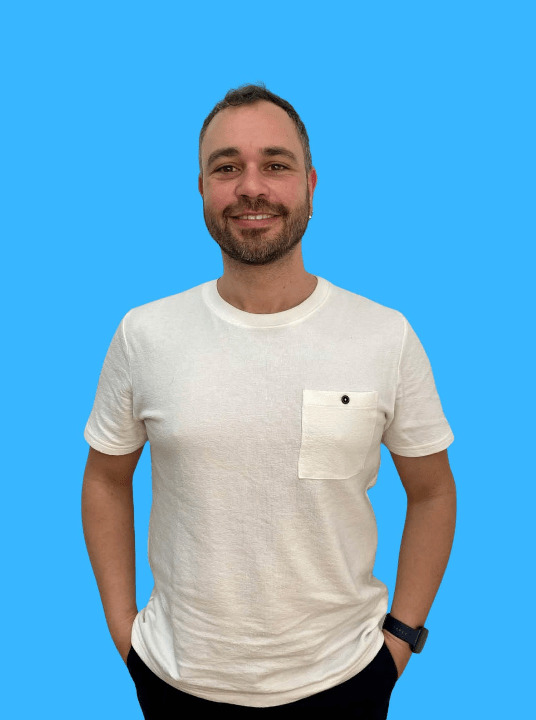 Foto de Enrique Osnola como Consultor de Negocio Digital