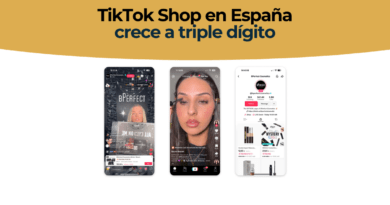 TikTok Shop crece a triple dígito en España, el canal que desmonta tópicos Persona comprando un producto en TikTok Shop desde el móvil durante una sesión de LIVE Shopping