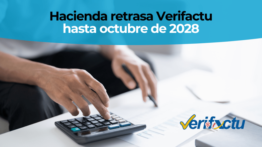 Factura de una tienda online con código QR adaptada a Verifactu en la pantalla de un portátil